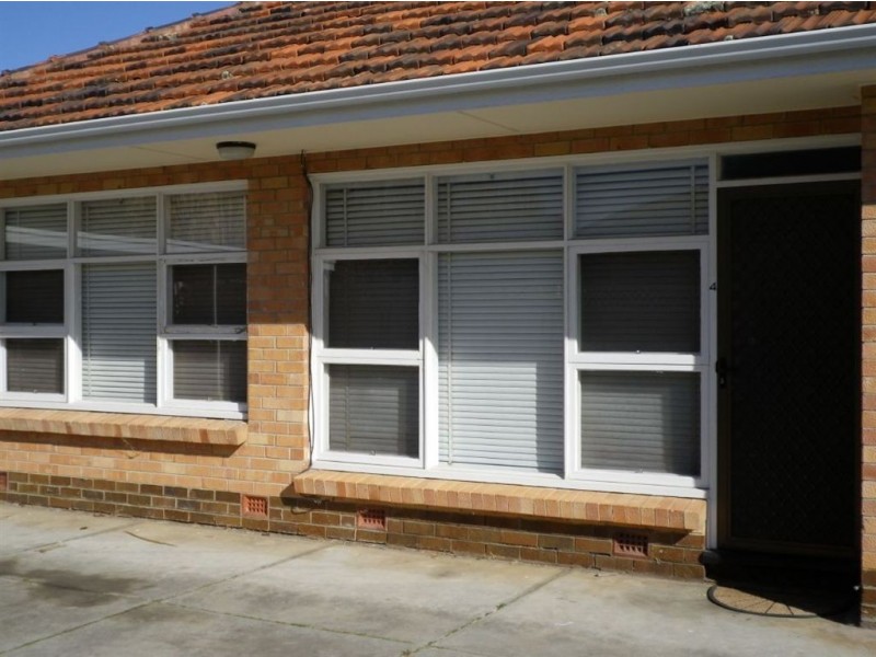 4/38 Hughes Avenue, Henley Beach SA 5022