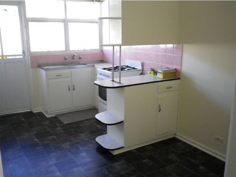 4/38 Hughes Avenue, Henley Beach SA 5022