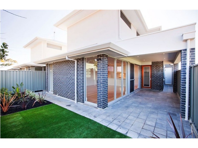 10 Paruna Road, Henley Beach SA 5022