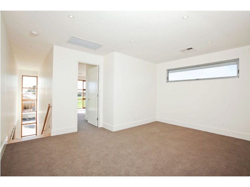 10 Paruna Road, Henley Beach SA 5022