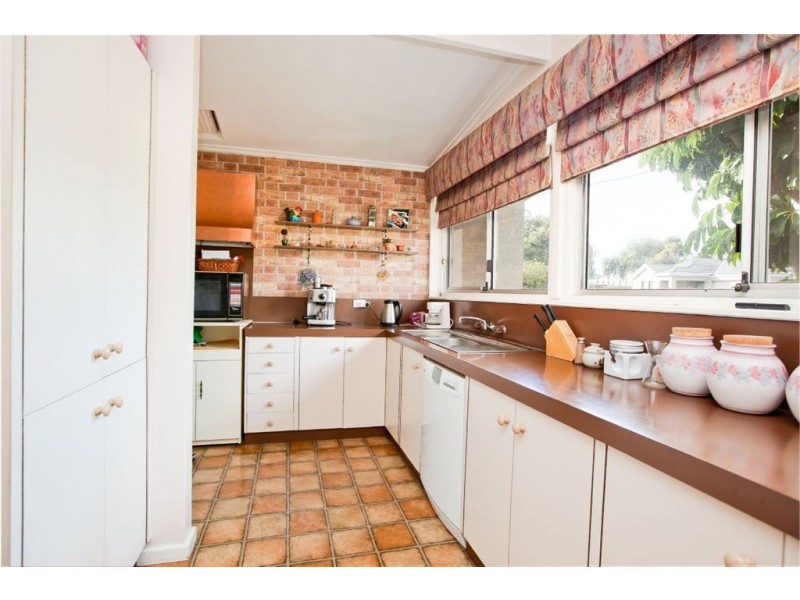 39 Hobart Road, Henley Beach South SA 5022