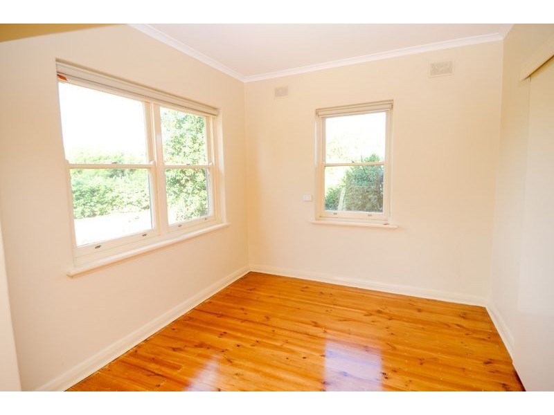 25 Clarke Terrace, Seaton SA 5023