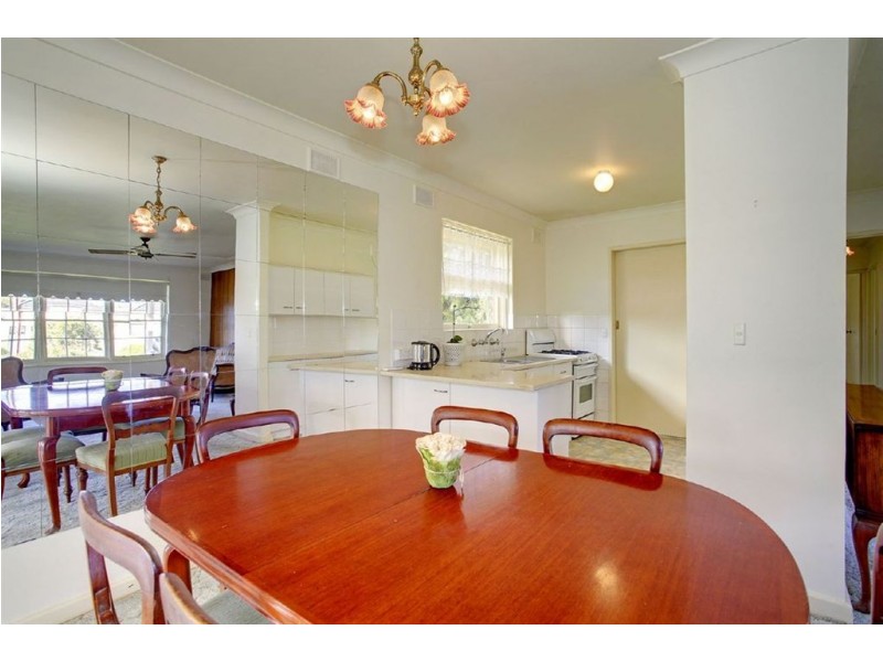 8 Gurner Terrace, Grange SA 5022