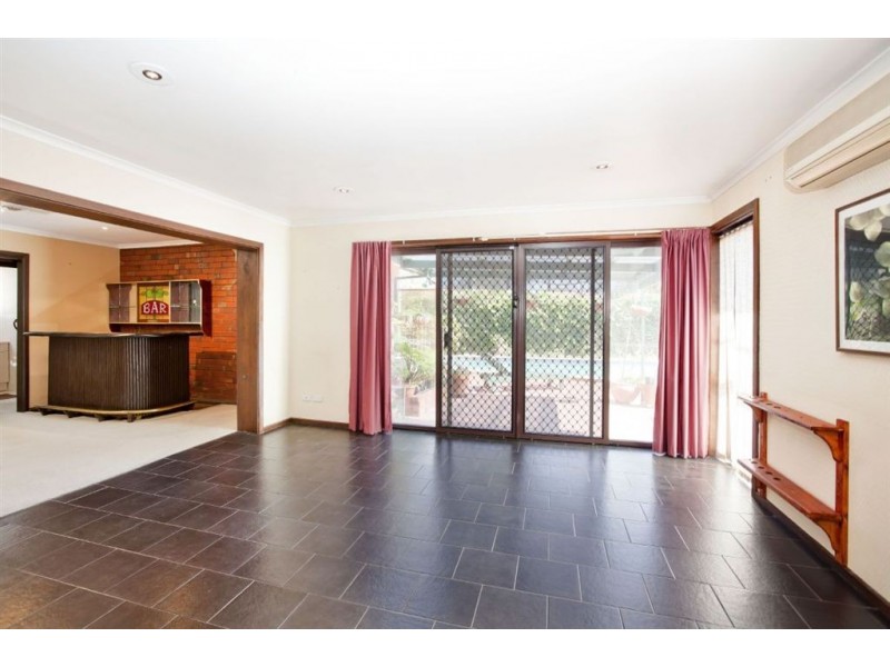 10 Nedford Cres, Fulham Gardens SA 5024