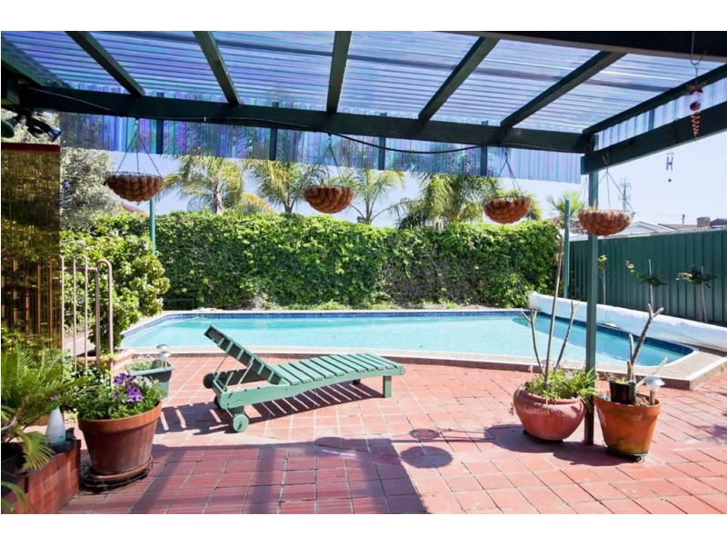 10 Nedford Cres, Fulham Gardens SA 5024