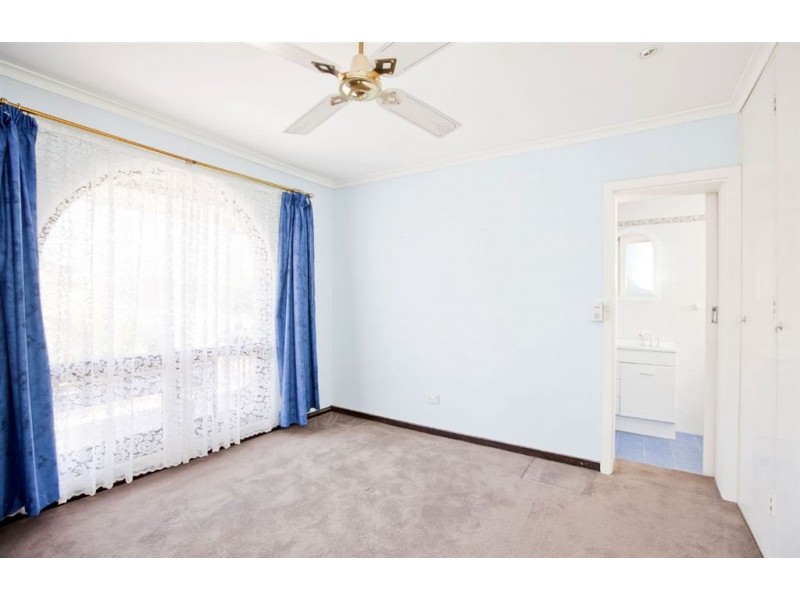 10 Nedford Cres, Fulham Gardens SA 5024