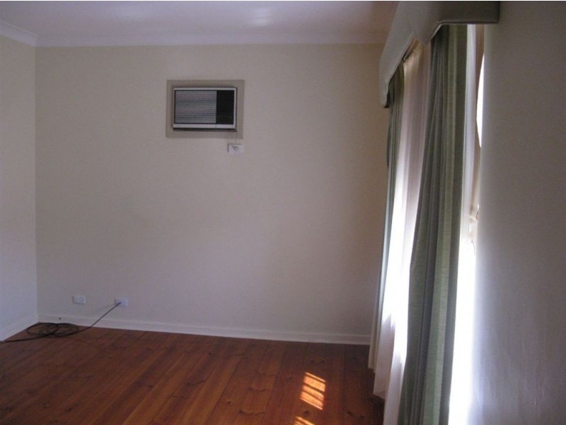 8 Hobart Road, Henley Beach South SA 5022