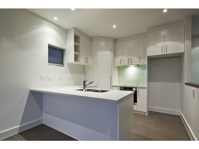 42 Seaview Road, Tennyson SA 5022
