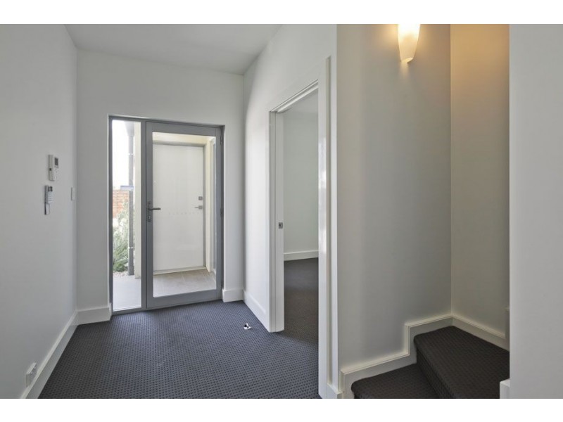 42 Seaview Road, Tennyson SA 5022