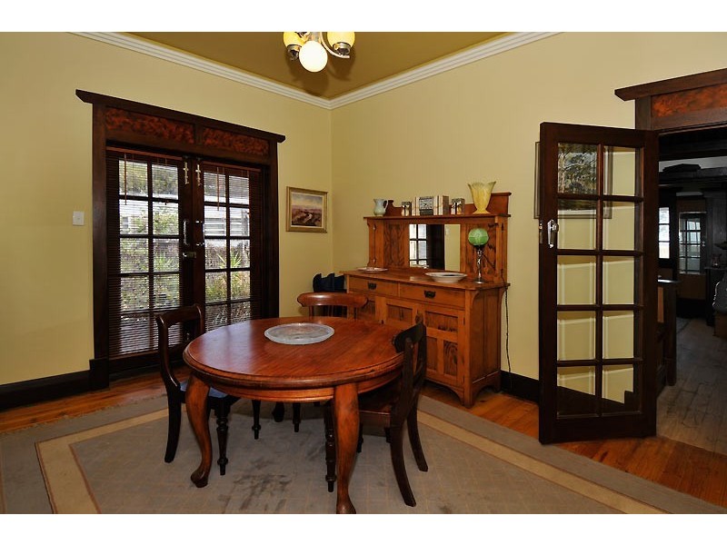 14 Seaview Road, Tennyson SA 5022