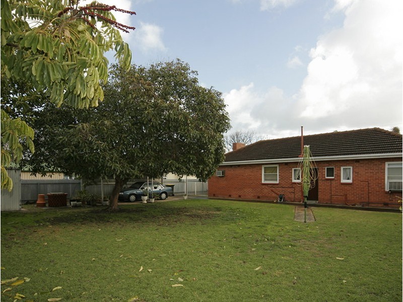 9 Lexington Road, Henley Beach South SA 5022