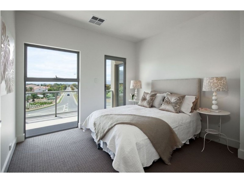 Cnr Military Road & Audrey Street, Tennyson SA 5022