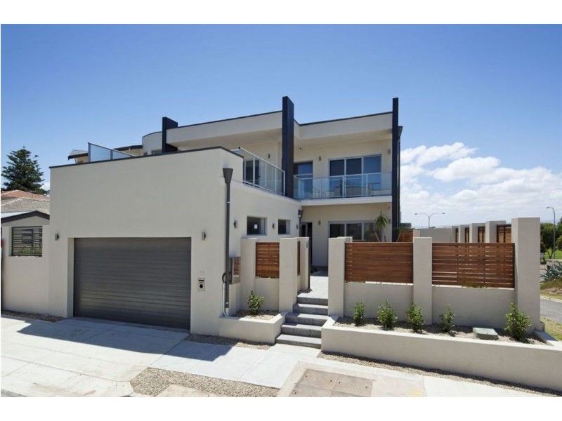 42 Seaview Road, Tennyson SA 5022