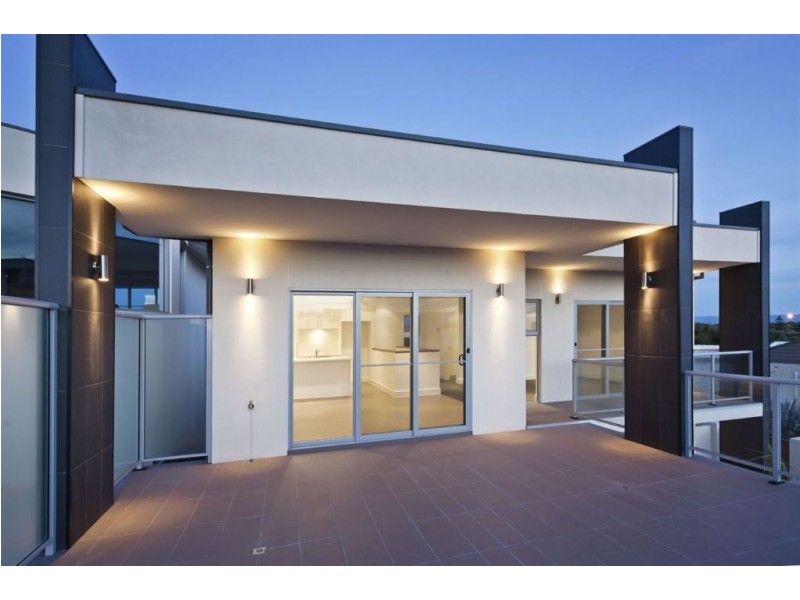 42 Seaview Road, Tennyson SA 5022