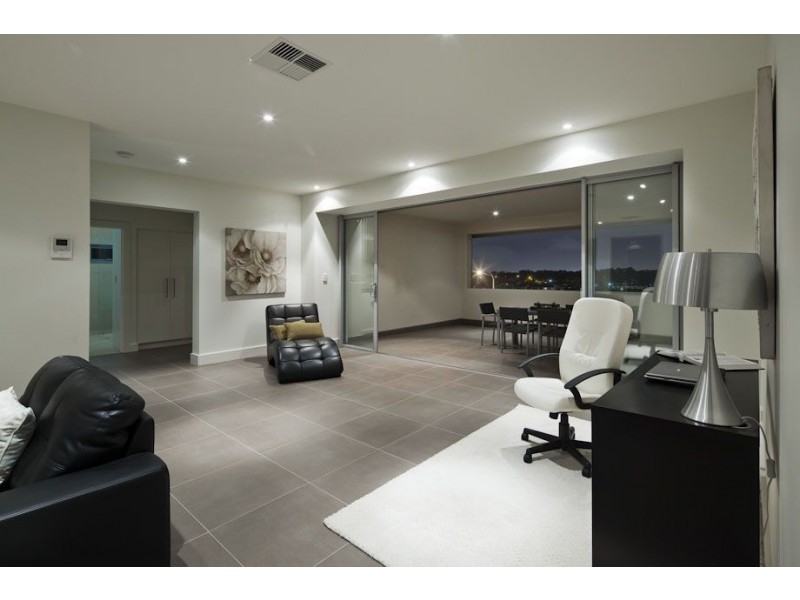 42a Seaview Road, Tennyson SA 5022