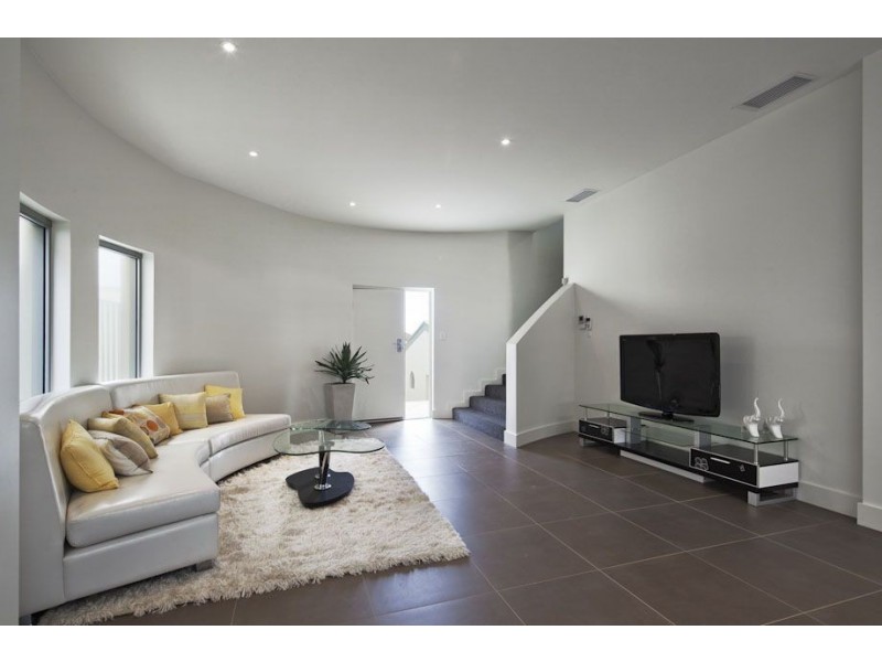 42a Seaview Road, Tennyson SA 5022