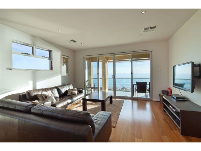 1/117 Esplanade, Henley Beach South SA 5022