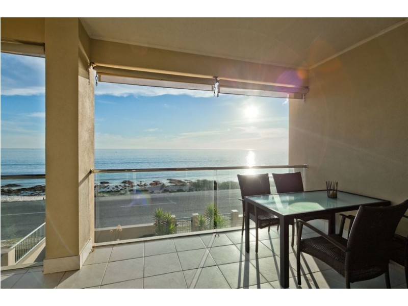 1/117 Esplanade, Henley Beach South SA 5022
