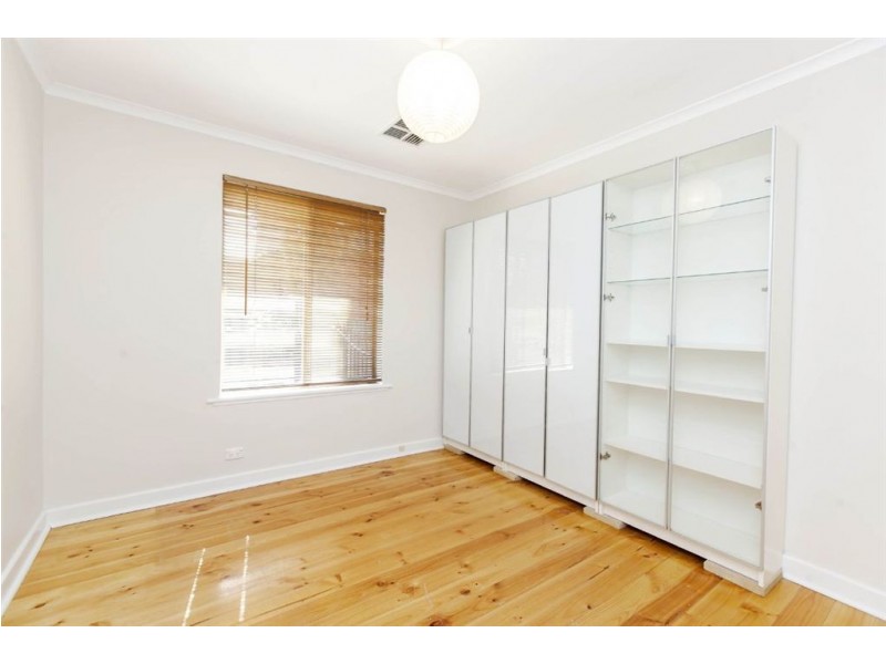 19 Lincoln Street, Largs Bay SA 5016