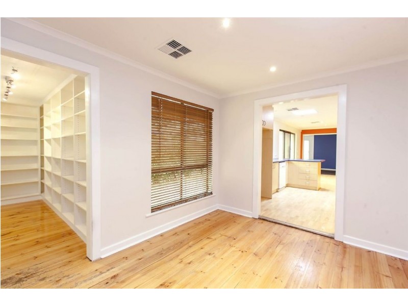 19 Lincoln Street, Largs Bay SA 5016