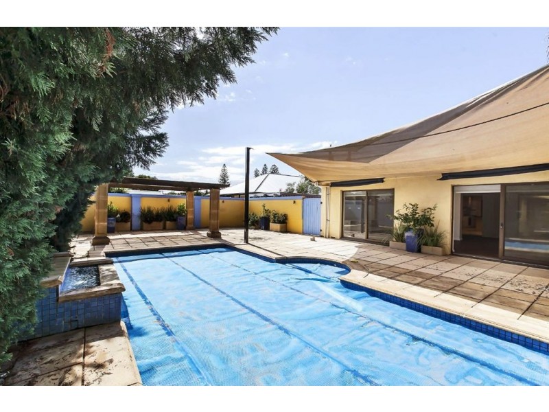 19 Lincoln Street, Largs Bay SA 5016