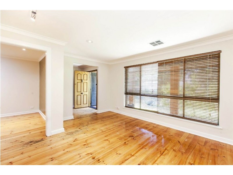 19 Lincoln Street, Largs Bay SA 5016