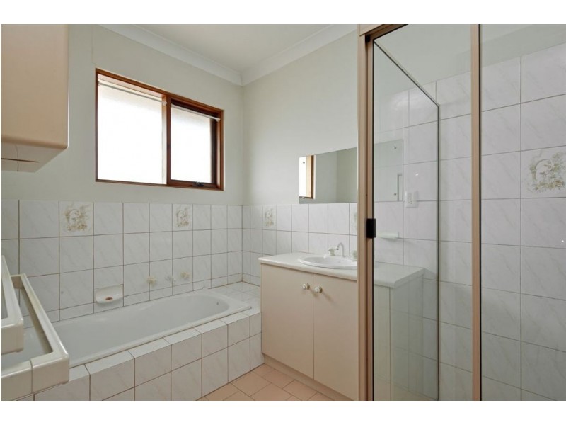 2/5 Henley Avenue, Henley Beach SA 5022