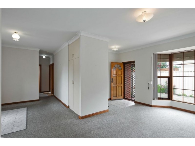 2/5 Henley Avenue, Henley Beach SA 5022