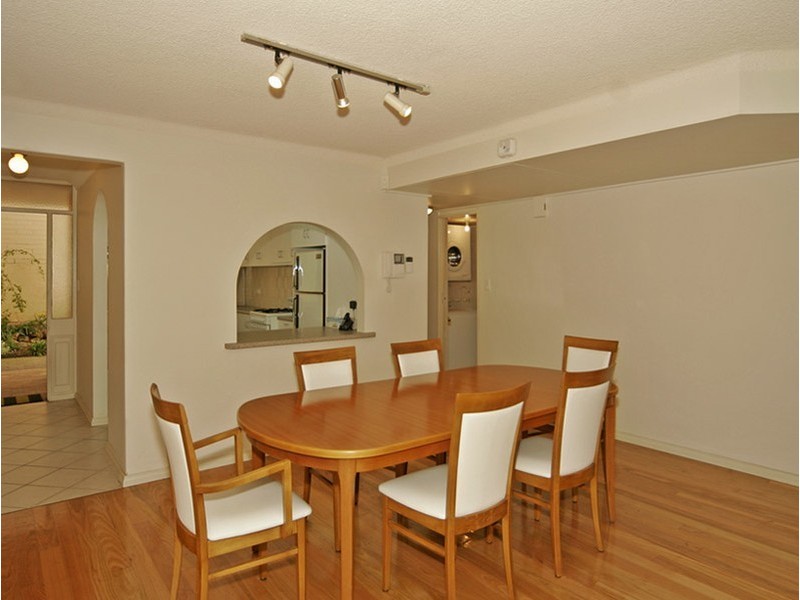 7/242 Trimmer Parade, West Lakes SA 5021