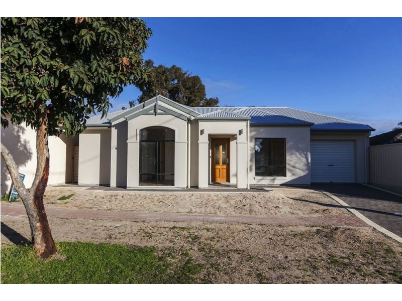 7 Albany Street, Grange SA 5022
