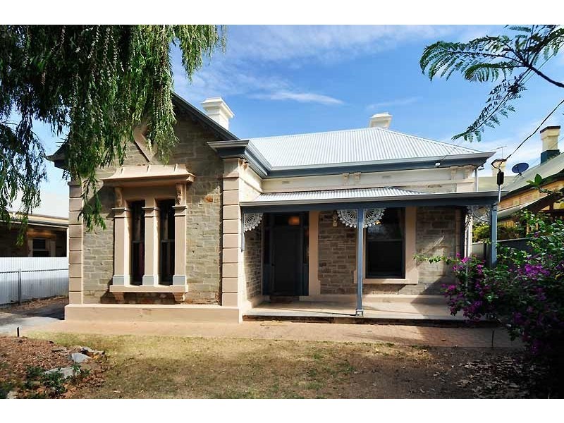 10 Claire Street, Largs Bay SA 5016