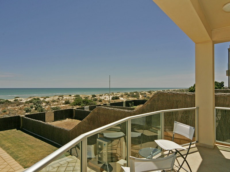 8 Bucknall Close, Tennyson SA 5022