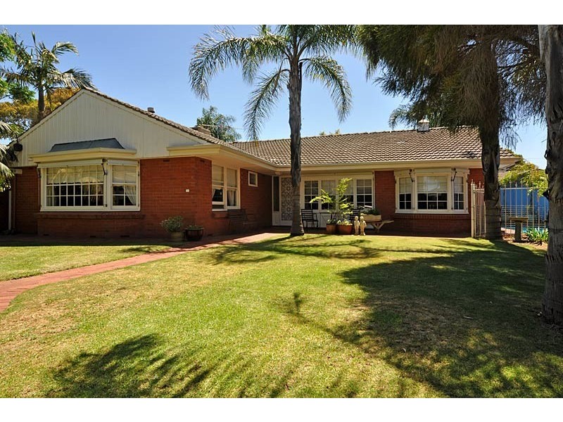2 Timor Court, West Beach SA 5024