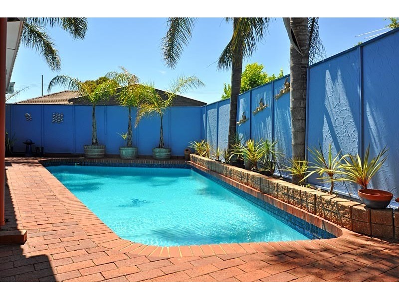 2 Timor Court, West Beach SA 5024
