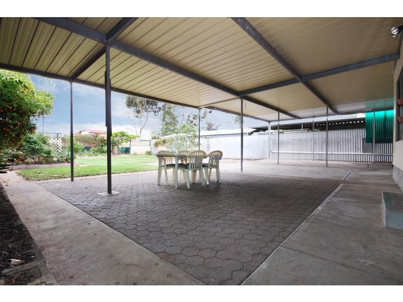 18 Douglas Street, Flinders Park SA 5025