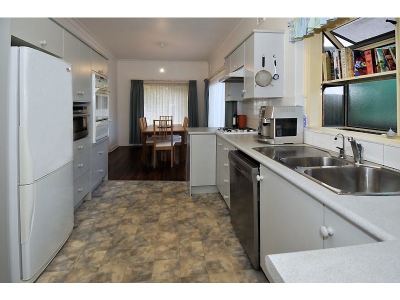 10 Sharpie Crescent, Grange SA 5022