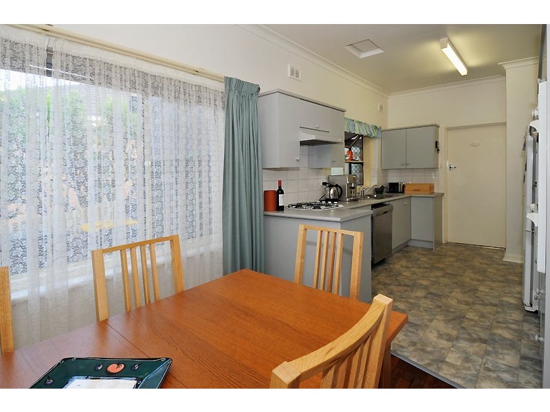 10 Sharpie Crescent, Grange SA 5022