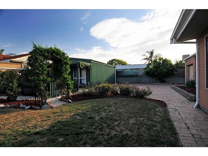 10 Sharpie Crescent, Grange SA 5022