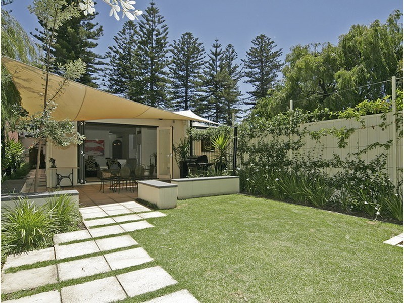 11 Jetty Street, Grange SA 5022