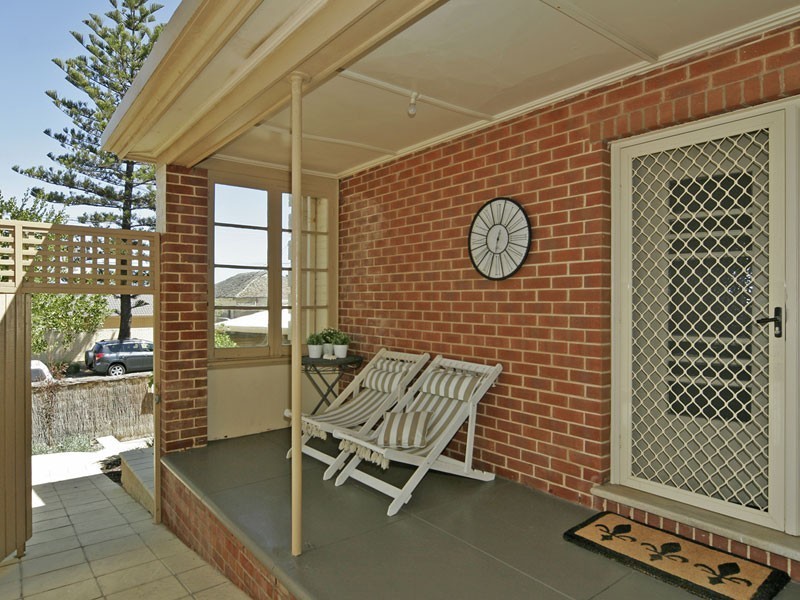 574B Seaview Road, Grange SA 5022