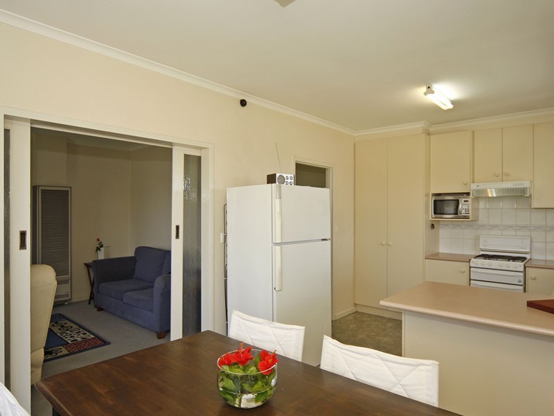 2 Holthouse Road, Fulham Gardens SA 5024