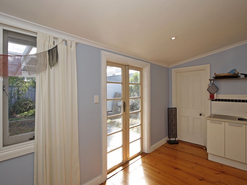 61 Emily Street, Birkenhead SA 5015