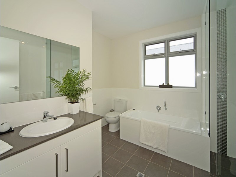 17 & 17A Prinse Street, West Beach SA 5024
