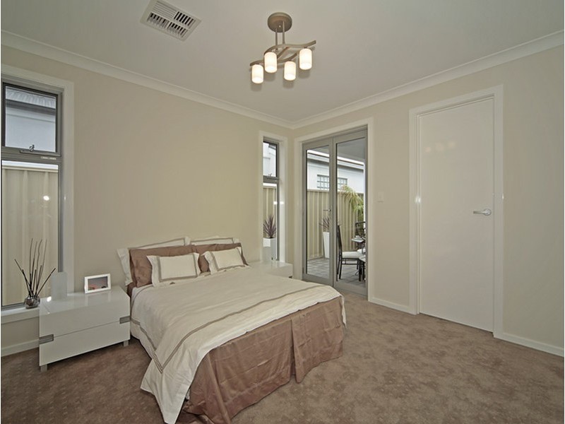 17 & 17A Prinse Street, West Beach SA 5024