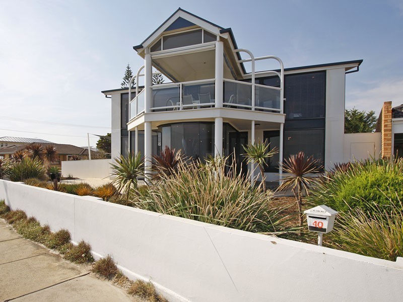 40 Seaview Road, West Beach SA 5024