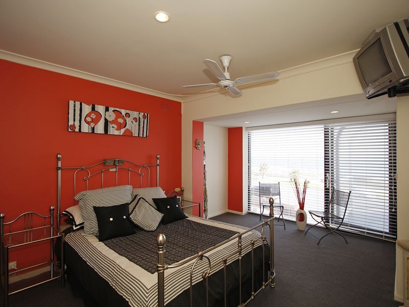 40 Seaview Road, West Beach SA 5024