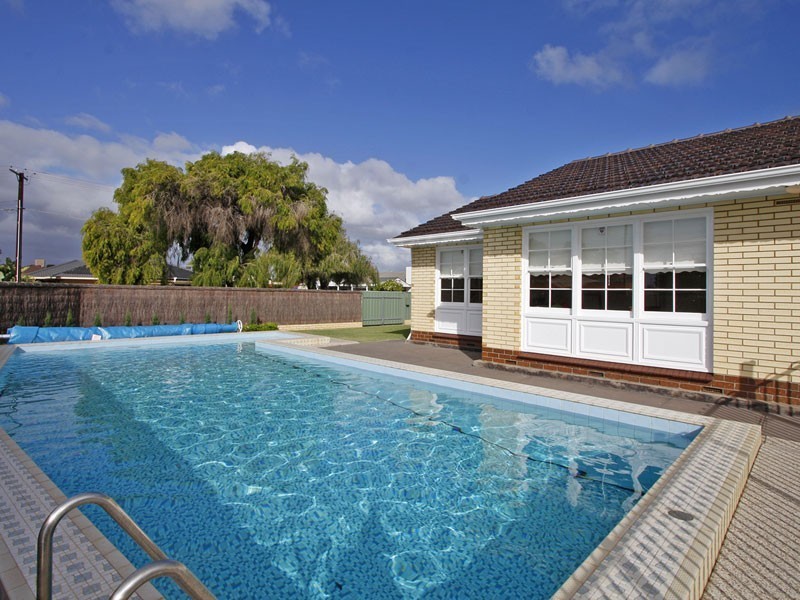 21 Rio Vista Avenue, West Beach SA 5024