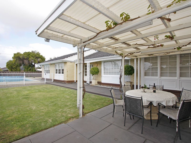 21 Rio Vista Avenue, West Beach SA 5024