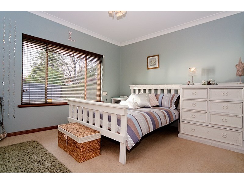 11a Rotorua Avenue, Park Holme SA 5043