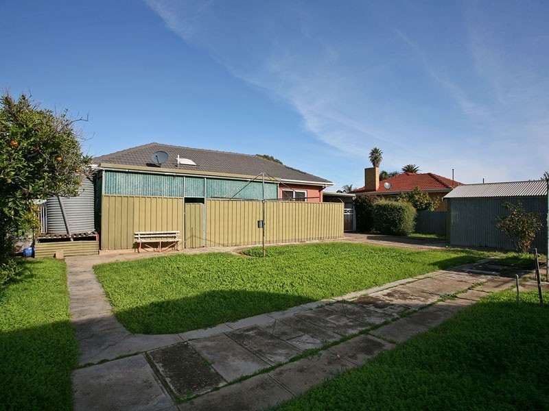 5 Maria Street, Findon SA 5023